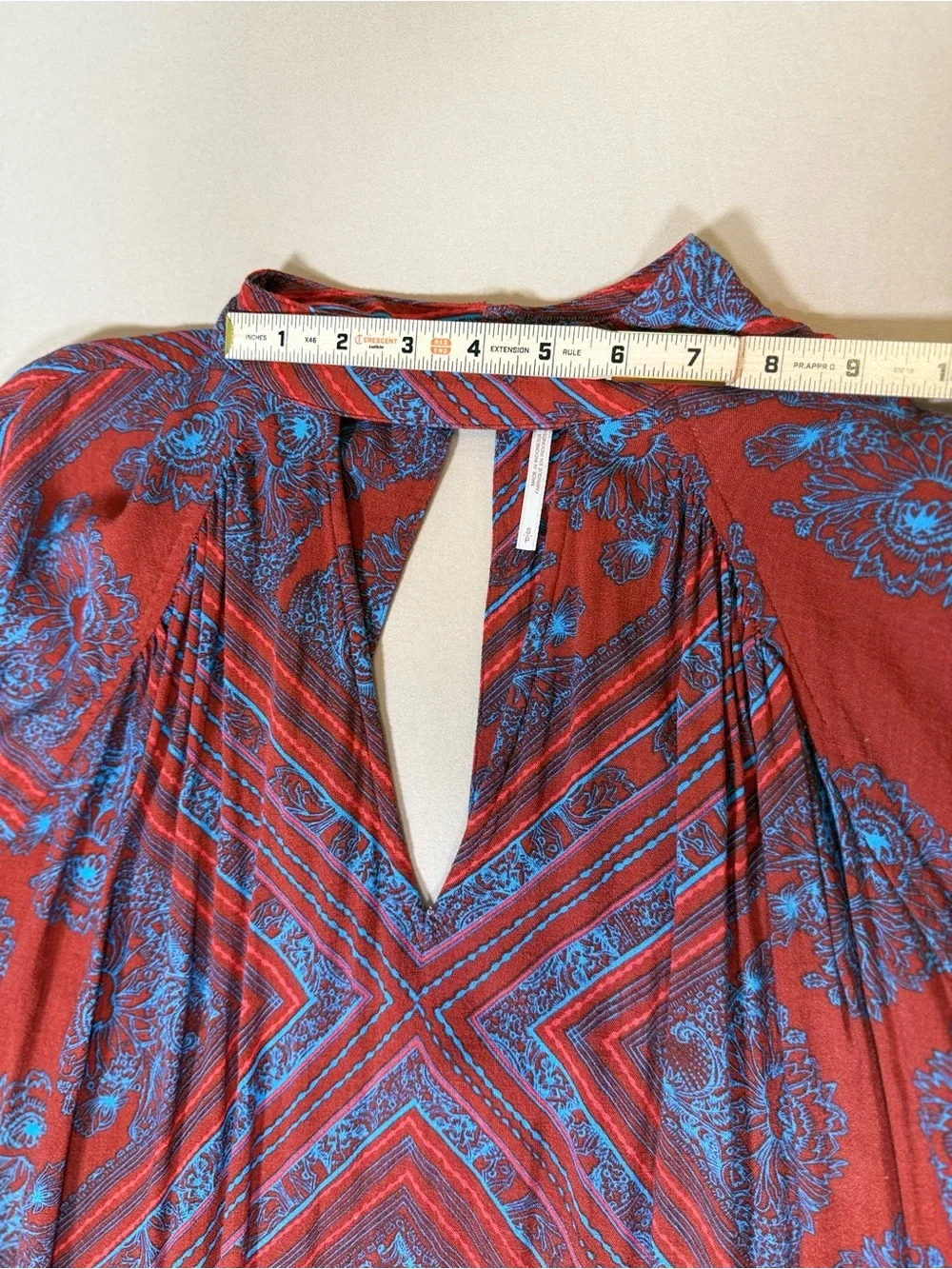 Free People Walking on a Dream Boho Long Sleeve Keyhole Tunic, size Small.